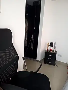 tata laima   online show from 01/29/25, 03:15