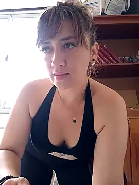 tata laima   online show from 02/02/25, 04:11