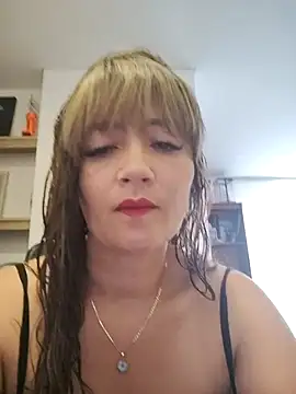 tata laima   online show from 11/19/25, 01:22