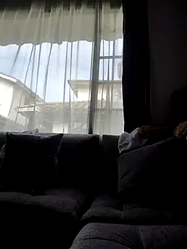 tata laima   online show from 12/16/25, 02:00