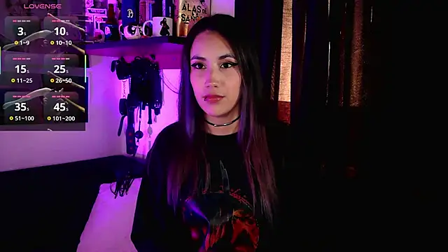 BLACKTSUKI7  online show from 04/30/26, 10:03