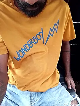 Snapshot of DulajThushara2468 chatting on 02/27/26, 04:01 DulajThushara2468 online show from 02/27/26, 04:01