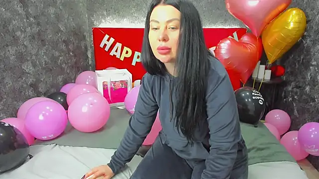 Snapshot of LayaFlow chatting on 02/09/25, 12:41 LayaFlow online show from 02/09/25, 12:41