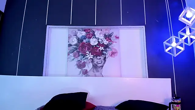 Snapshot of Alexxxholy chatting on 01/21/25, 01:54 Alexxxholy online show from 01/21/25, 01:54