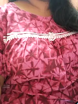 Snapshot of Ravina_patil1 chatting on 01/09/25, 03:01 Ravina patil1 online show from 01/09/25, 03:01