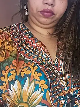 Snapshot of Ravina_patil1 chatting on 01/28/25, 10:12 Ravina patil1 online show from 01/28/25, 10:12