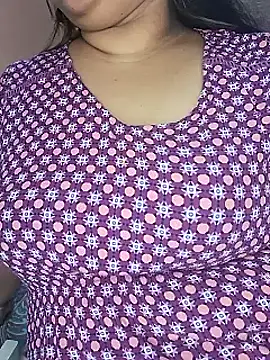 Snapshot of Ravina_patil1 chatting on 01/29/25, 09:50 Ravina patil1 online show from 01/29/25, 09:50