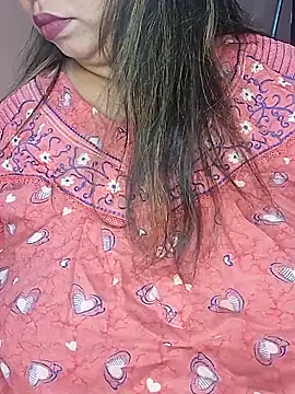 Snapshot of Ravina_patil1 chatting on 02/06/25, 02:48 Ravina patil1 online show from 02/06/25, 02:48