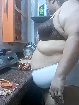 Snapshot of Ravina_patil1 chatting on 02/19/25, 12:22 Ravina patil1 online show from 02/19/25, 12:22