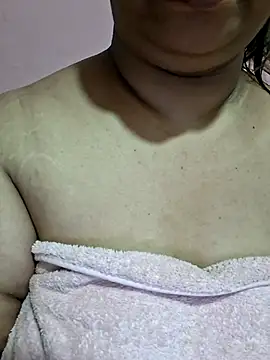 Snapshot of Ravina_patil1 chatting on 03/25/26, 07:53 Ravina patil1 online show from 03/25/26, 07:53