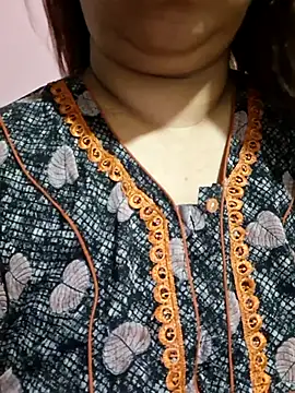 Snapshot of Ravina_patil1 chatting on 03/31/26, 07:58 Ravina patil1 online show from 03/31/26, 07:58