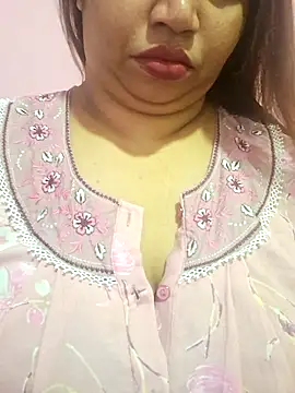 Snapshot of Ravina_patil1 chatting on 04/16/26, 06:25 Ravina patil1 online show from 04/16/26, 06:25