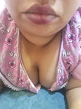 Snapshot of Ravina_patil1 chatting on 04/29/26, 08:26 Ravina patil1 online show from 04/29/26, 08:26