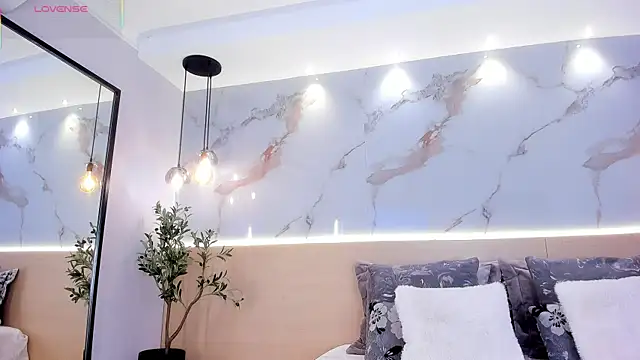 Snapshot of SteffanyBeck chatting on 02/11/26, 02:00 SteffanyBeck online show from 02/11/26, 02:00