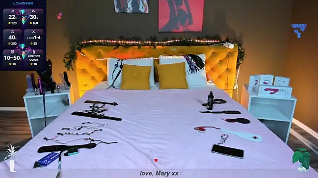 Mary Xextra online show from 01/14/25, 01:04