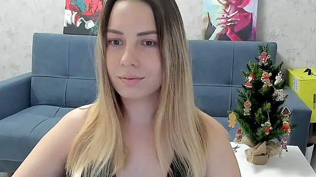 Snapshot of Mia_shy1 chatting on 12/08/24, 12:41 Mia shy1 online show from 12/08/24, 12:41