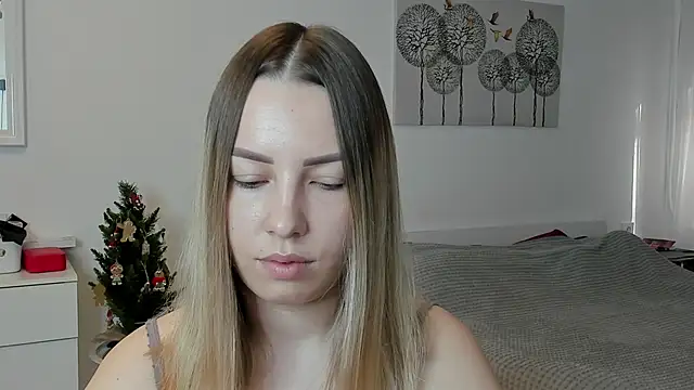 Snapshot of Mia_shy1 chatting on 01/09/25, 07:31 Mia shy1 online show from 01/09/25, 07:31