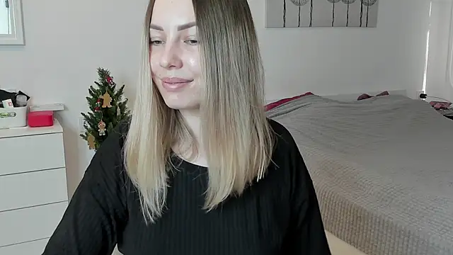 Snapshot of Mia_shy1 chatting on 01/11/25, 07:17 Mia shy1 online show from 01/11/25, 07:17