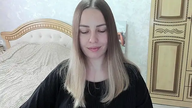 Snapshot of Mia_shy1 chatting on 10/02/25, 11:28 Mia shy1 online show from 10/02/25, 11:28