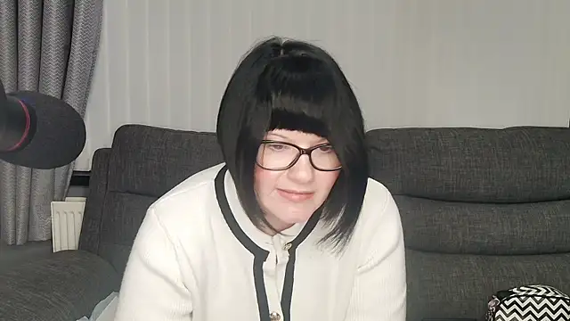 Snapshot of SquirtingIrishShannon chatting on 01/15/25, 05:05 SquirtingIrishShannon online show from 01/15/25, 05:05