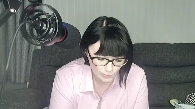 Snapshot of SquirtingIrishShannon chatting on 01/22/25, 06:20 SquirtingIrishShannon online show from 01/22/25, 06:20
