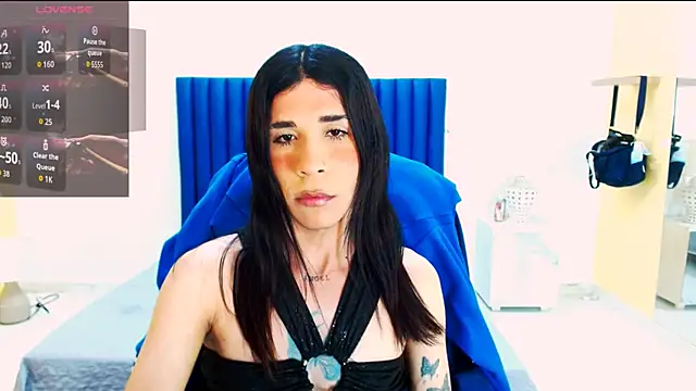 Snapshot of SaraSofia44 chatting on 04/08/26, 03:01 SaraSofia44 online show from 04/08/26, 03:01