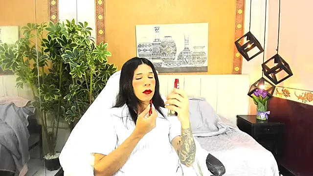 Snapshot of SaraSofia44 chatting on 04/11/26, 08:57 SaraSofia44 online show from 04/11/26, 08:57