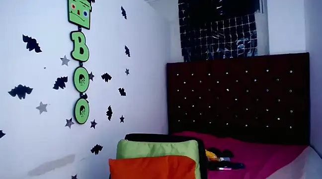 Snapshot of angelinebigcock chatting on 02/22/25, 03:45 angelinebigcock online show from 02/22/25, 03:45