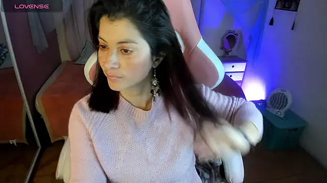 Snapshot of Aliiz_01 chatting on 02/21/26, 07:37 Aliiz 01 online show from 02/21/26, 07:37