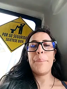 Snapshot of Lena-32 chatting on 12/18/24, 06:57 Lena-32 online show from 12/18/24, 06:57