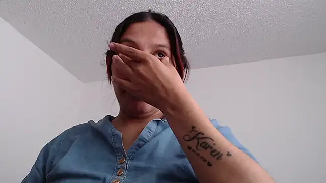 Ashley A online show from 01/21/25, 07:17