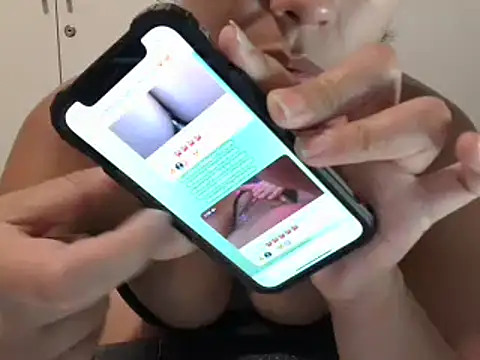 Snapshot of isabellalisa chatting on 02/15/25, 06:33 isabellalisa online show from 02/15/25, 06:33