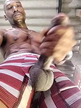 Snapshot of moro28vergon chatting on 12/19/25, 06:59 moro28vergon online show from 12/19/25, 06:59