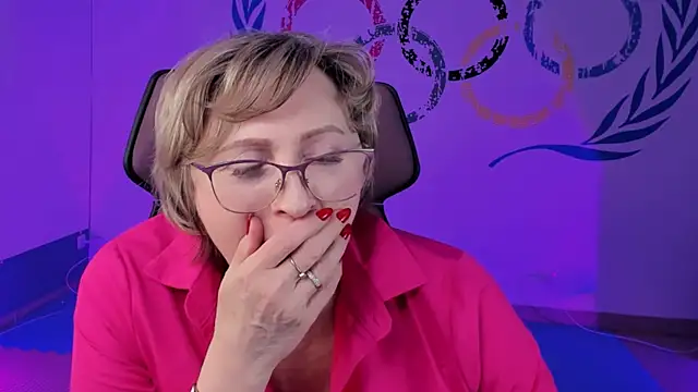 sugar vivien online show from 02/08/25, 03:21