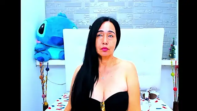 Snapshot of HorniestMilf chatting on 02/14/25, 04:04 HorniestMilf online show from 02/14/25, 04:04