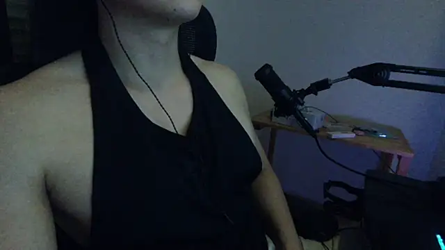 Snapshot of Tkcqcc chatting on 02/23/25, 04:02 Tkcqcc online show from 02/23/25, 04:02