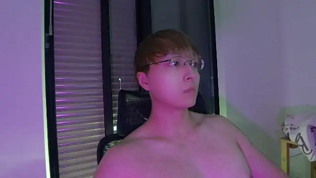 Snapshot of Tkcqcc chatting on 03/01/25, 02:34 Tkcqcc online show from 03/01/25, 02:34