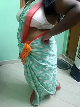 Snapshot of tamil_monasexy chatting on 03/23/26, 08:02 tamil monasexy online show from 03/23/26, 08:02