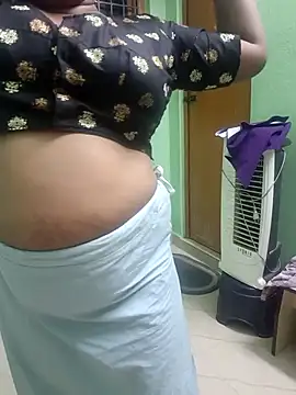 Snapshot of tamil_monasexy chatting on 03/26/26, 06:57 tamil monasexy online show from 03/26/26, 06:57