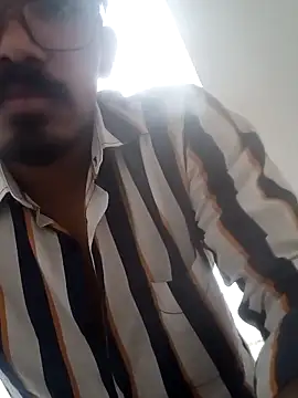 Snapshot of Shivaa- chatting on 04/03/26, 12:03 Shivaa- online show from 04/03/26, 12:03