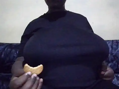 Snapshot of pritty-leila chatting on 06/16/26, 10:40 pritty-leila online show from 06/16/26, 10:40