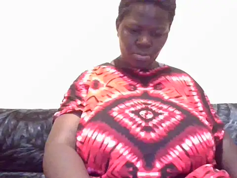 Snapshot of pritty-leila chatting on 07/15/26, 08:41 pritty-leila online show from 07/15/26, 08:41
