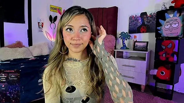 alisson zafiro  online show from 02/13/25, 04:11