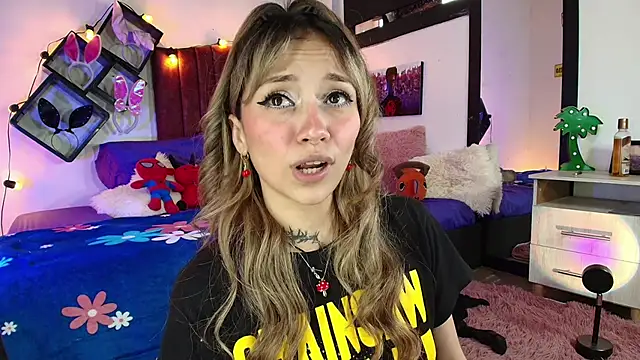 alisson zafiro  online show from 03/06/25, 05:00