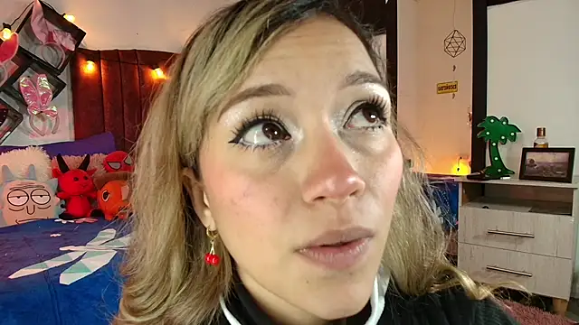 alisson zafiro  online show from 03/09/25, 03:11