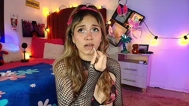 alisson zafiro  online show from 03/16/25, 09:27