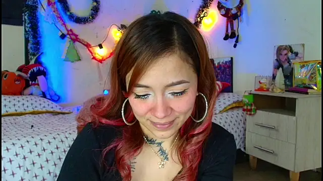 Snapshot of alisson_zafiro_ chatting on 12/22/25, 03:58 alisson zafiro online show from 12/22/25, 03:58