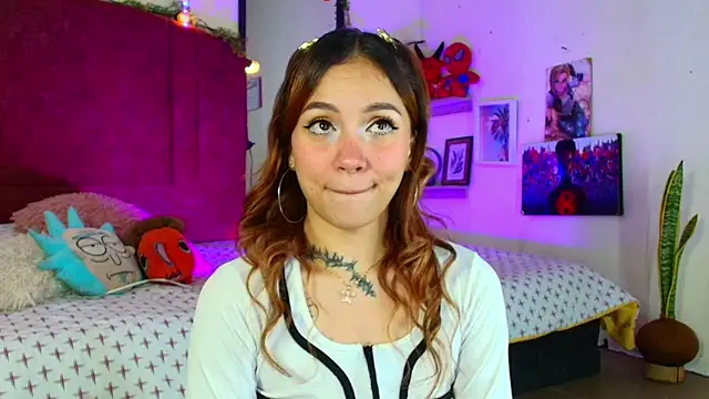 Snapshot of alisson_zafiro_ chatting on 02/07/26, 03:21 alisson zafiro online show from 02/07/26, 03:21