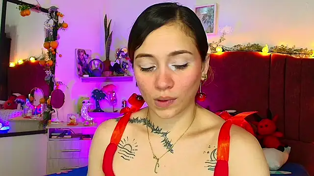 alisson zafiro  online show from 05/02/26, 03:11