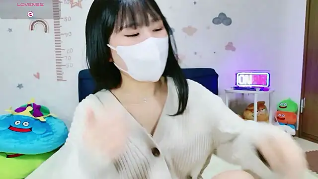 Snapshot of _Iroha_99 chatting on 02/13/26, 02:24 Iroha 99 online show from 02/13/26, 02:24